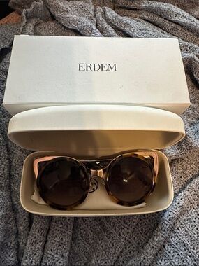 ERDEM Tortoiseshell Frame Sunglasses with Brown Lenses